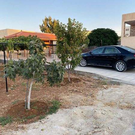 مزرعة النجم Najem Farm Villa Al-Qasr Exterior foto